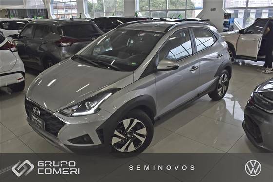 HYUNDAI HB20X 1.6 16V FLEX DIAMOND AUTOMÁTICO HYUNDAI HB20X 1.6 16V FLEX DIAMOND AUTOMÁTICO
